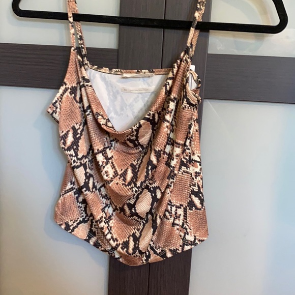 Top - Picture 1 of 1